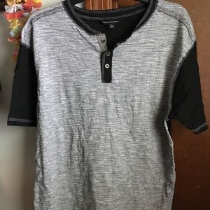 Distortion Men’s Large Gray & Black Henley Shirt